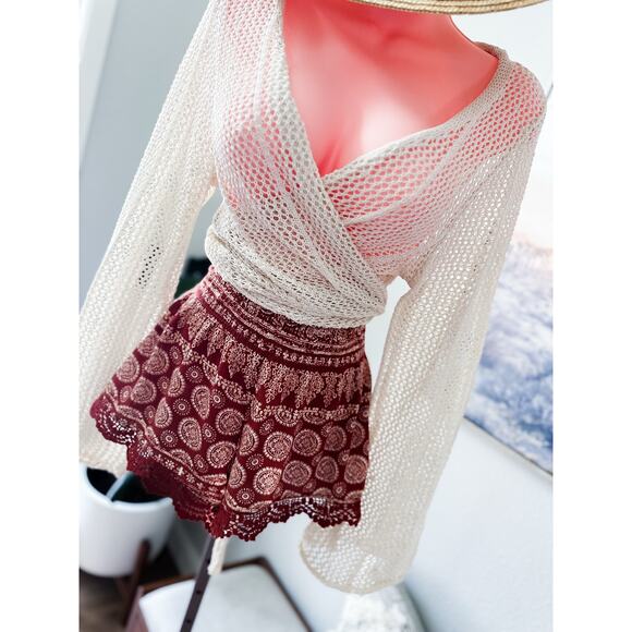 New Flowy boho relaxed gauzy crochet trimmed terracotta festival shorts M - Picture 1 of 4